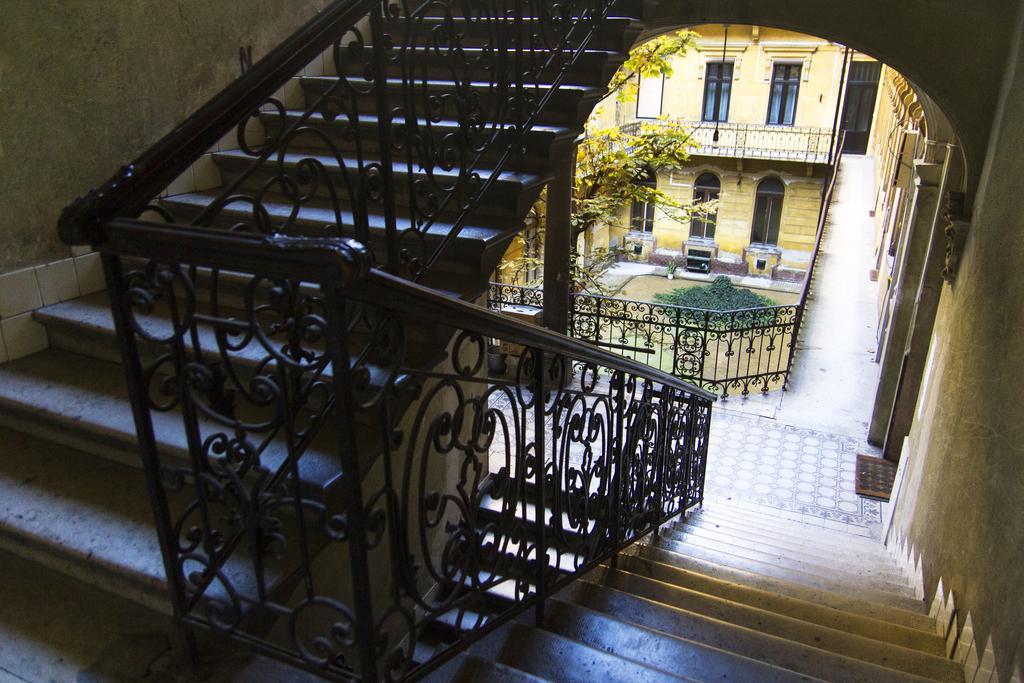 Real Apartments Klauzál Budapest Exterior foto