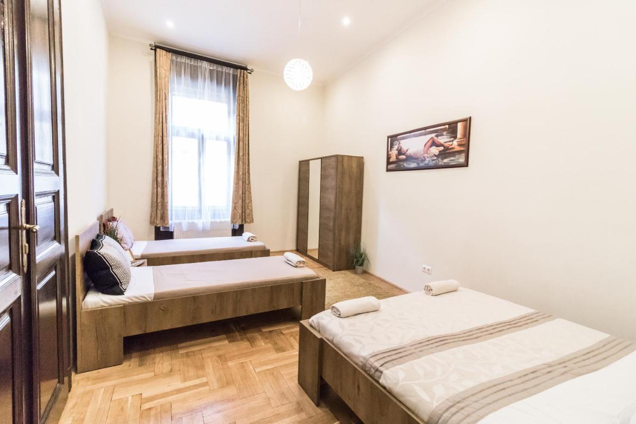Real Apartments Klauzál Budapest Exterior foto
